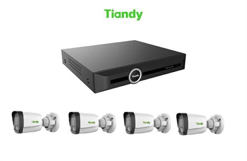 Kit Tiandy 4 porte PoE con 4 telecamere