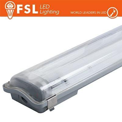 Plafo stagna portatubo T8 IP65: 2 tubo 150cm